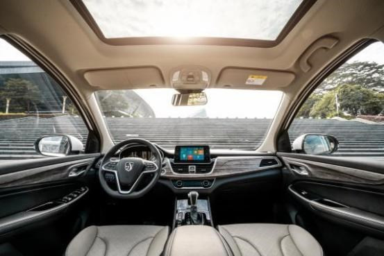 宝骏730，宝骏730 CVT版本预售