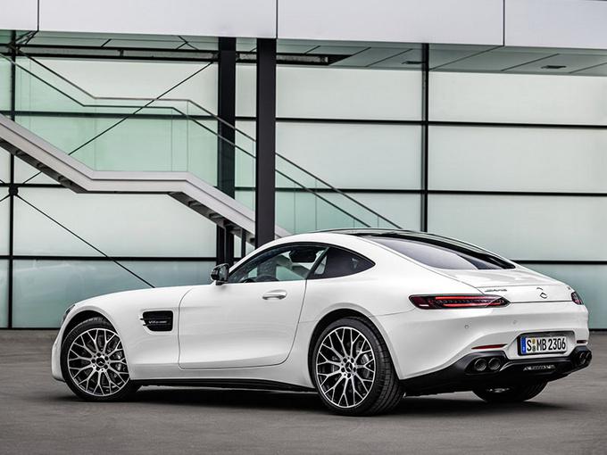 奔驰新款高性能跑车