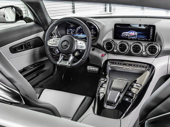 奔驰新款高性能跑车