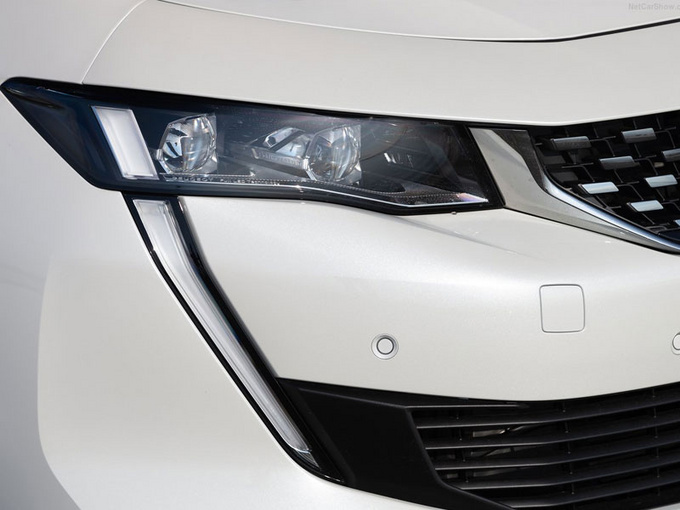 标致新208纯电动版