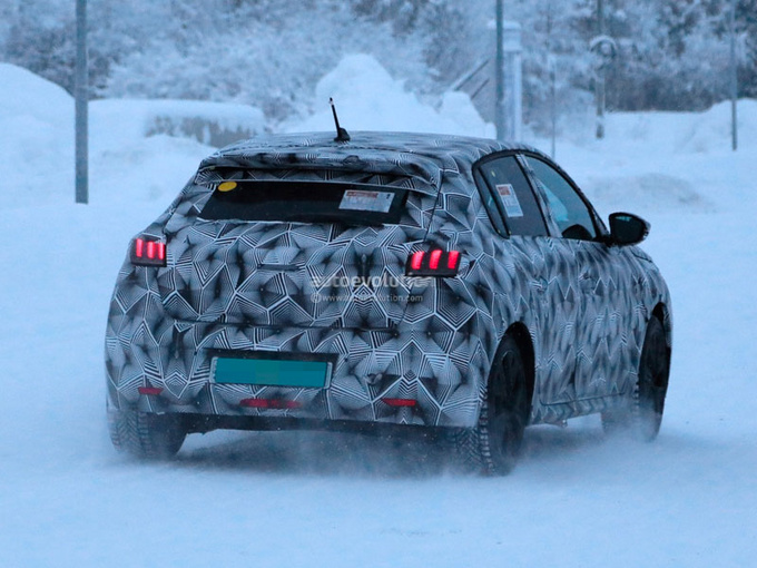 标致新208纯电动版