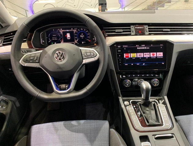 新款Passat蔚揽家族首发