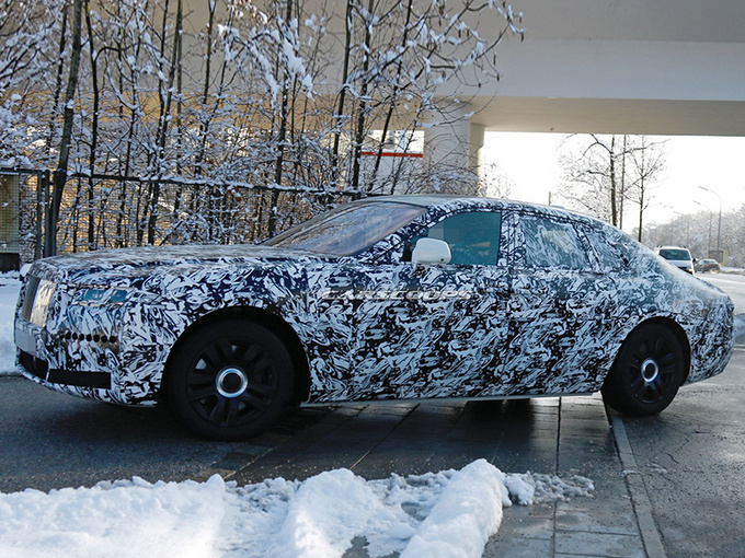 劳斯莱斯轿车,劳斯莱斯轿车换全新平台，劳斯莱斯新轿车年底发布