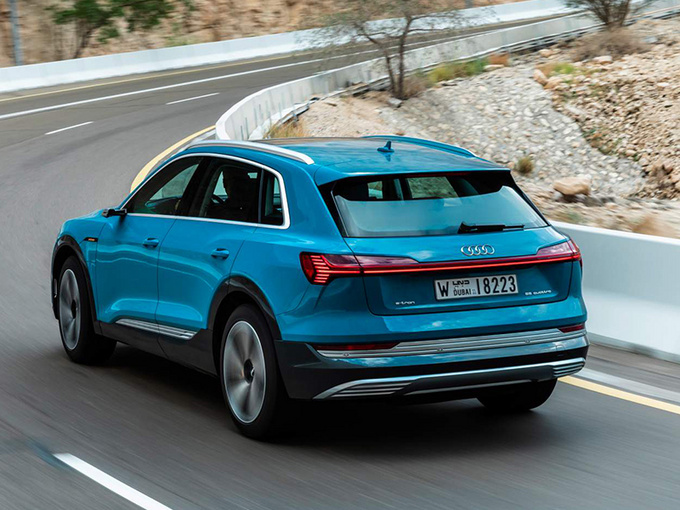 奥迪首款纯电SUV,奥迪e-tron预定，奥迪e-tron售价，奥迪e-tron交付时间