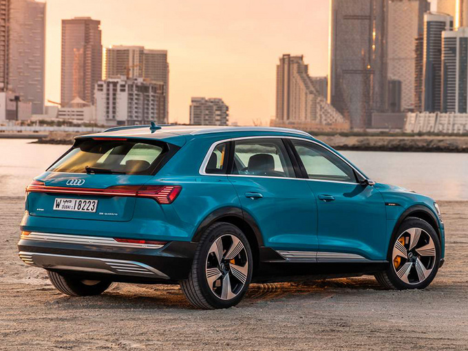 奥迪首款纯电SUV,奥迪e-tron预定，奥迪e-tron售价，奥迪e-tron交付时间