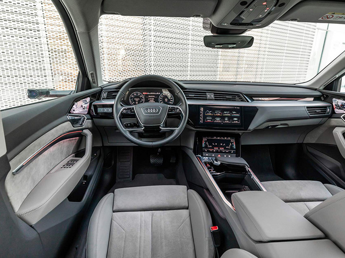 奥迪首款纯电SUV,奥迪e-tron预定，奥迪e-tron售价，奥迪e-tron交付时间