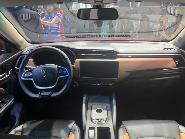 华晨雷诺观境上市