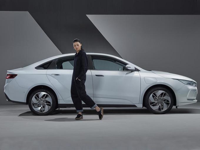 吉利电动车续航