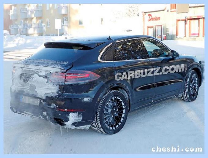 保时捷卡宴轿跑版