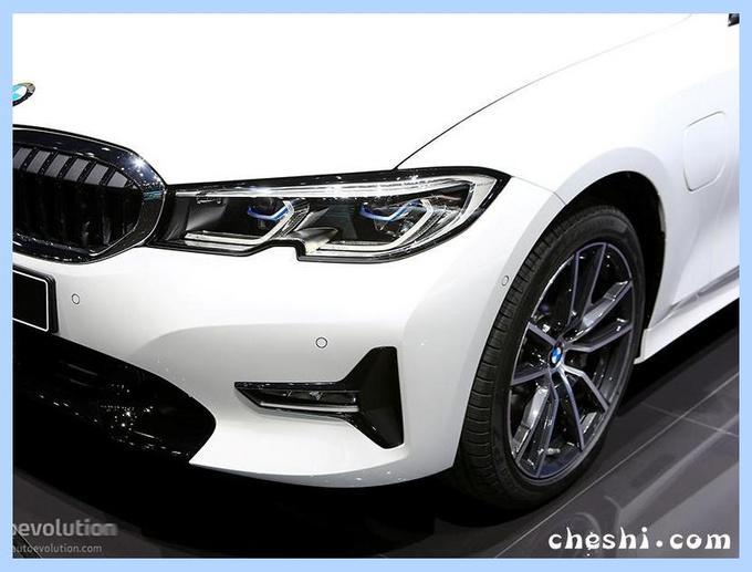 宝马全新3系插混版