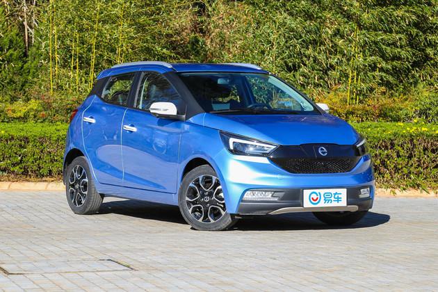 江铃新能源易至EV3上市