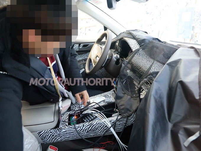 SUV，现代首款高端SUV