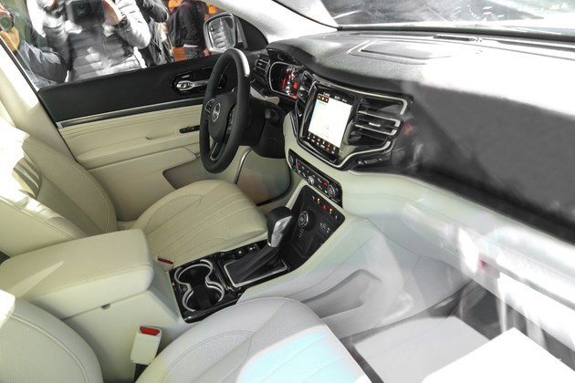 Jeep指挥官PHEV配置,Jeep指挥官PHEV Jeep指挥官PHEV配置,Jeep指挥官PHEV