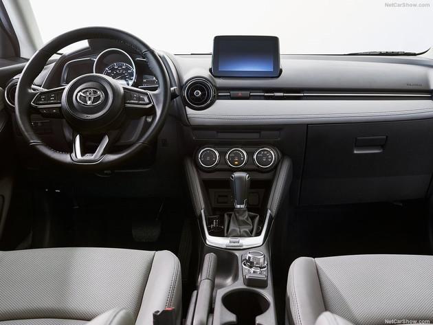 新车，丰田Yaris掀背版,纽约车展