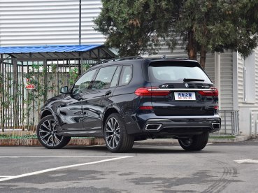SUV，宝马X7,宝马X7上市