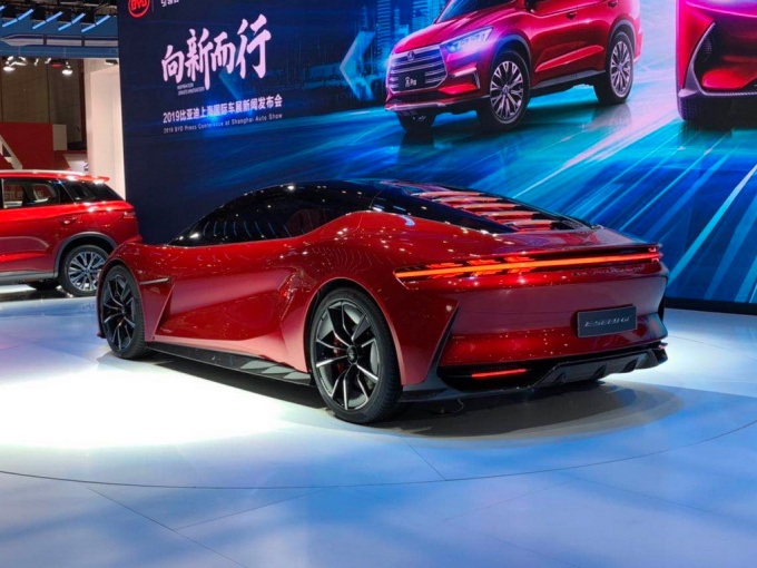 比亚迪，比亚迪全新轿跑