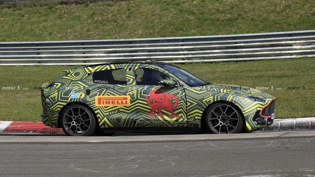 阿斯顿&middot;马丁DBX