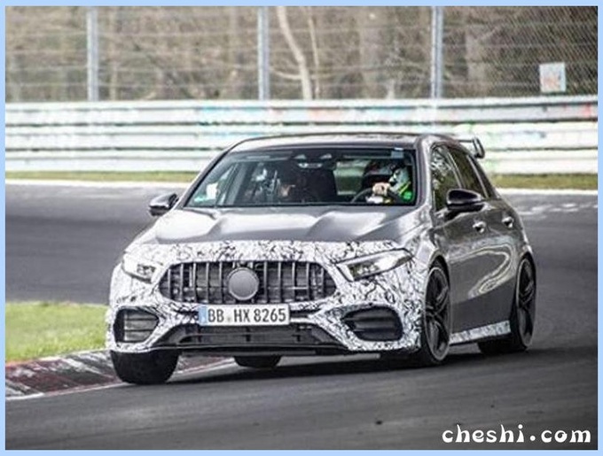 奔驰全新A级性能版,奔驰奥迪，梅赛德斯A45谍照