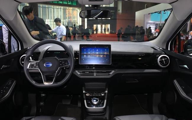 比亚迪，比亚迪S2