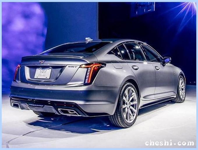 奔驰C级，凯迪拉克全新CT5,奔驰C级