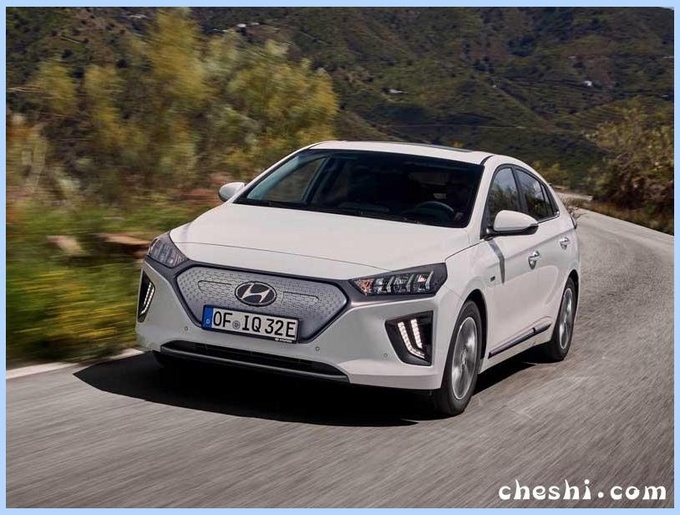 现代全新纯电动轿车