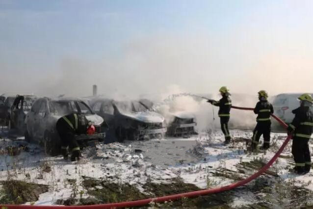 电动汽车，电动车起火,电动车事故