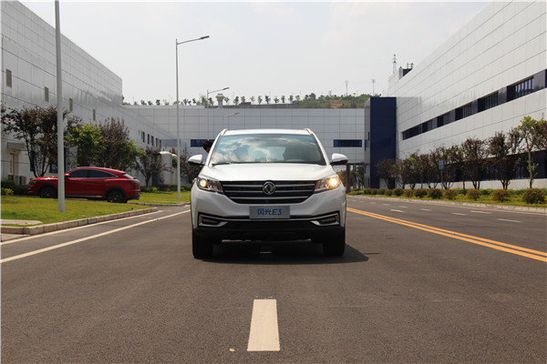 东风汽车；东风风光；新四化