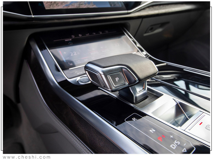 奥迪新款Q7售价曝光！搭2.0T引擎/新增多项配置