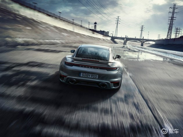全新保时捷911 Turbo S