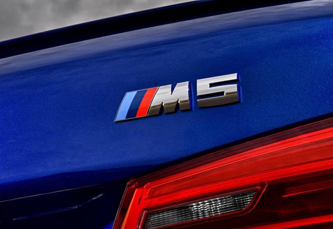 宝马全新M5 宝马全新M5