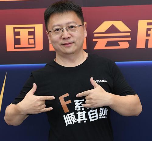 文飞升任沙龙汽车CEO意味着什么？