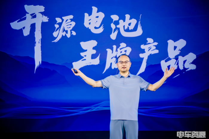 超六成机构车均保费低于2000元；亿纬发布商用车电池品牌；多地放宽老旧货车补贴