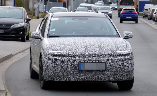 现代IONIQ 3量产版谍照曝光 将于2026年发布