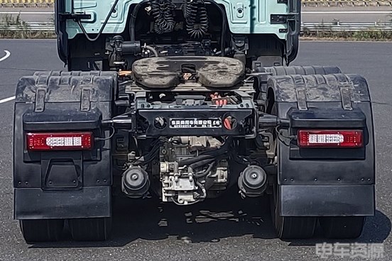 重大更新！东风推出新款天龙KL和天锦KR，电动版天龙旗舰GX也来了！