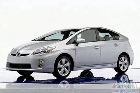 丰田全球召回逾10万辆普锐斯混合动力车