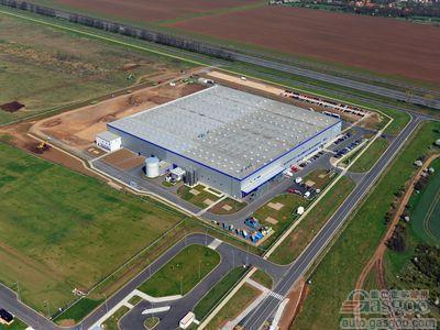 江森自控拟斥4700万欧元扩建捷克内饰零部件工厂