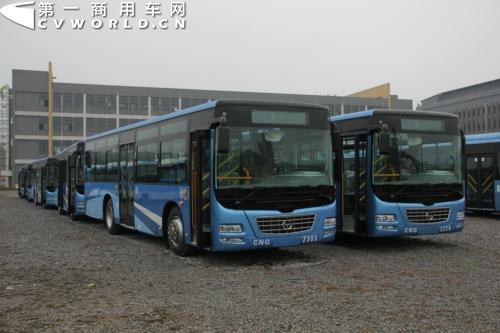 百辆订单层出不穷 2013年商用车大单盘点