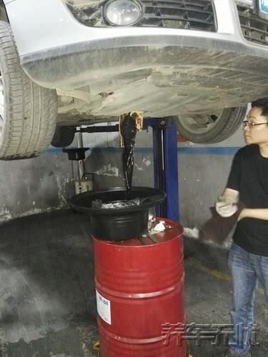 汽车保养成难题，无处保养？选择养车无忧解决养车难