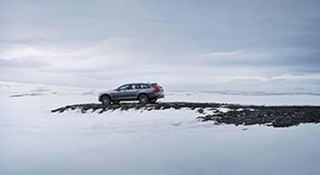 沃尔沃汽车发布全新V90 Cross Country