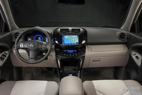 丰田发布RAV4-EV 具备普通和运动两种驾驶模式