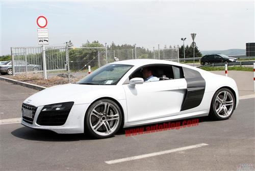 奥迪R8 facelift升级版取消手动变速箱车型