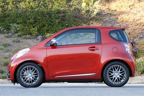 2012款丰田Scion iQ评析①