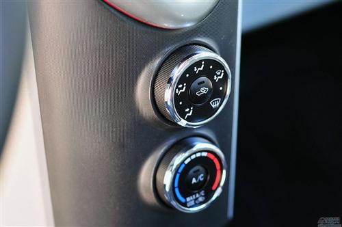 2012款丰田Scion iQ评析②