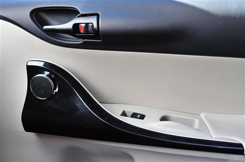 2012款丰田Scion iQ评析②