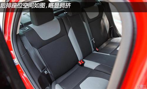 2012款福特福克斯SE两厢手动车型测试（下）