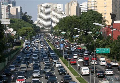 2013年7月全球各国汽车市场销量晴雨表