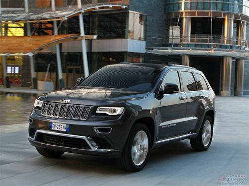 克莱斯勒因制动器隐患全球召回87万辆SUV
