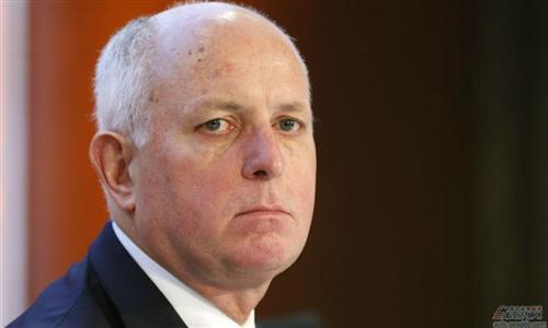 PSA前董事长被迫离开公司 因反对和东风法政府交易