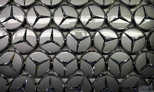 奔驰上半年在华销量大涨37.5% 全球销量增12.8%