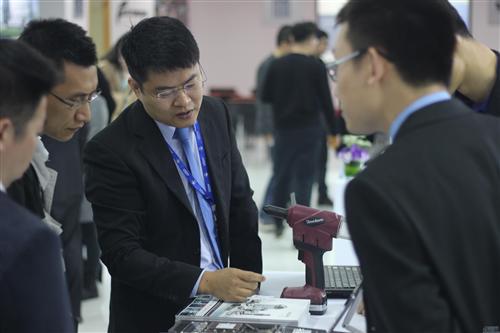 “走进主机厂—菲亚特克莱斯勒”技术交流会成功举办